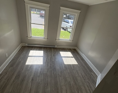 55 Plaza Avenue - Photo Thumbnail 7
