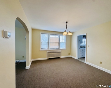 47 Clover Street - Photo Thumbnail 6