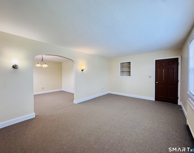 47 Clover Street - Photo Thumbnail 4