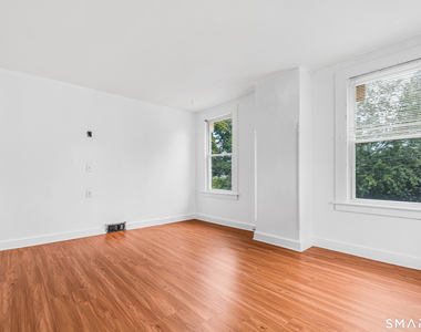 175 Division Street - Photo Thumbnail 2