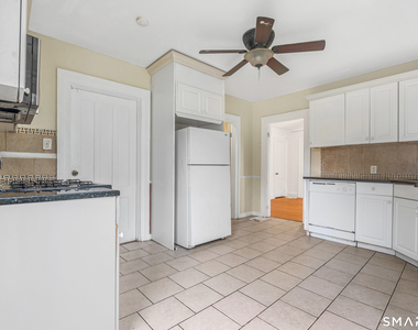 175 Division Street - Photo Thumbnail 5