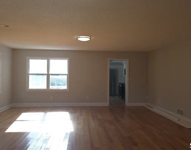 387 Mixville Road - Photo Thumbnail 10