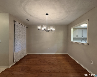 3 Willow Lane - Photo Thumbnail 6