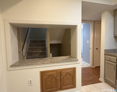 3 Willow Lane - Photo Thumbnail 4