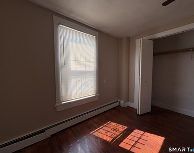 60 Lake Street - Photo Thumbnail 3