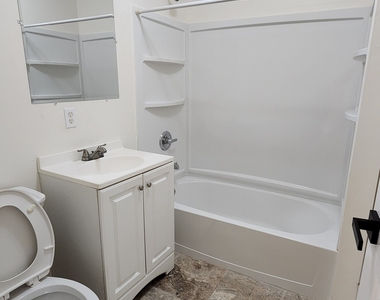 326 Cook Avenue - Photo Thumbnail 6