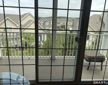 927 Old Pasture Drive - Photo Thumbnail 6