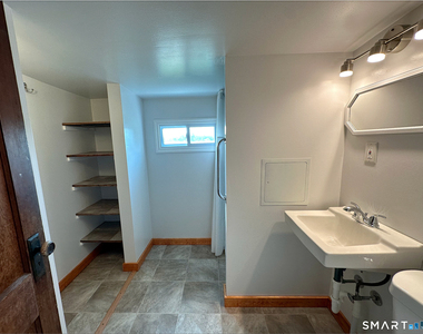 251 Thames Street - Photo Thumbnail 3