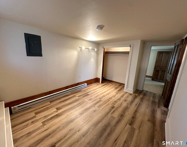 251 Thames Street - Photo Thumbnail 1