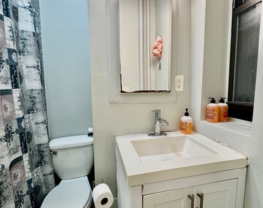 422 St Nicholas Avenue - Photo Thumbnail 1