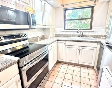 16 Clemens Court - Photo Thumbnail 2