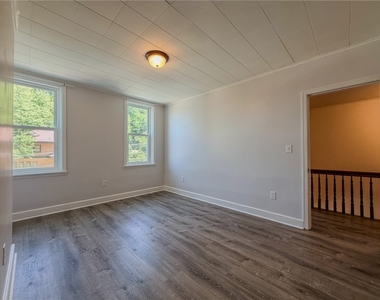 216 57th St - Photo Thumbnail 26