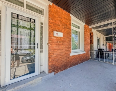 216 57th St - Photo Thumbnail 1