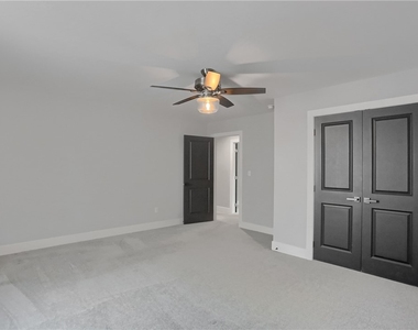 303 Garfield Ave - Photo Thumbnail 19