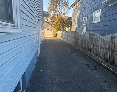 2003 Watson Boulevard - Photo Thumbnail 38