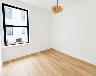 25-11 34th Street - Photo Thumbnail 7