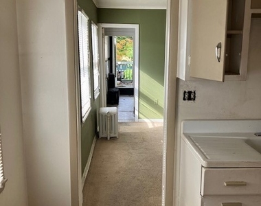 36 Hayes Street - Photo Thumbnail 10