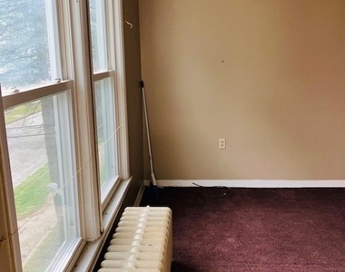 36 Hayes Street - Photo Thumbnail 7