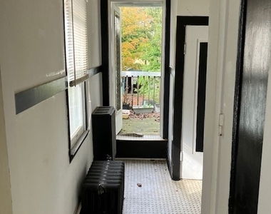 36 Hayes Street - Photo Thumbnail 9