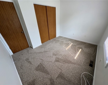 195 Island Cottage Road - Photo Thumbnail 18