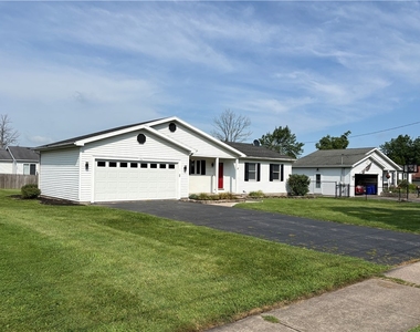 195 Island Cottage Road - Photo Thumbnail 2