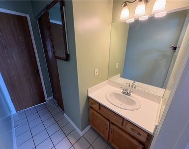 195 Island Cottage Road - Photo Thumbnail 14