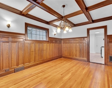610 Ashland Avenue - Photo Thumbnail 17
