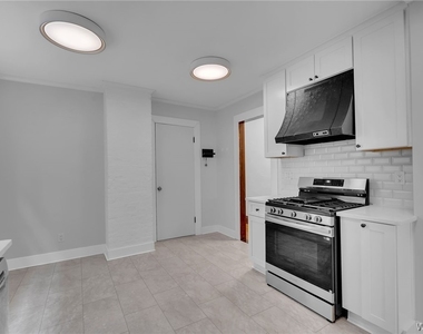610 Ashland Avenue - Photo Thumbnail 19