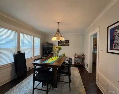 17 Tacoma Avenue - Photo Thumbnail 8