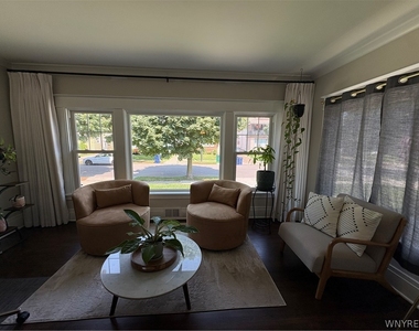 17 Tacoma Avenue - Photo Thumbnail 1
