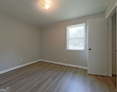 3406 Crane Ferry Road - Photo Thumbnail 16