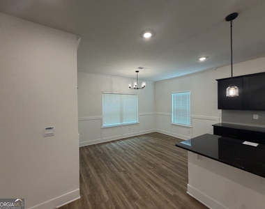 213 Laney Drive - Photo Thumbnail 14