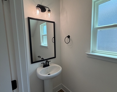 213 Laney Drive - Photo Thumbnail 6