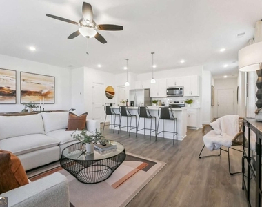 4331 Denton Drive - Photo Thumbnail 10