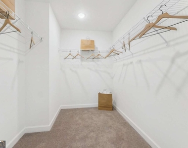 4331 Denton Drive - Photo Thumbnail 11
