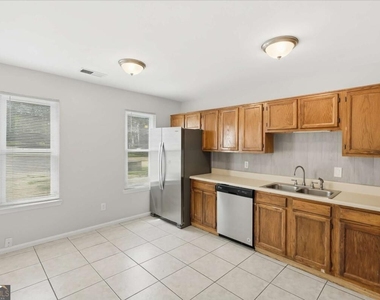 3447 Kingswood Run - Photo Thumbnail 3