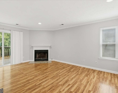 3447 Kingswood Run - Photo Thumbnail 8