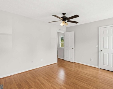 3447 Kingswood Run - Photo Thumbnail 12