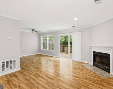 3447 Kingswood Run - Photo Thumbnail 7