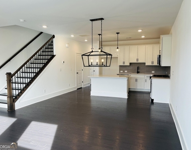 1568 Driggs Drive Nw - Photo Thumbnail 7