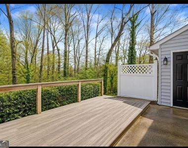 2390 Newport Landing - Photo Thumbnail 11