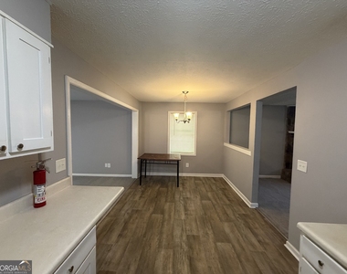 125 S Meadowcliff Circle - Photo Thumbnail 5