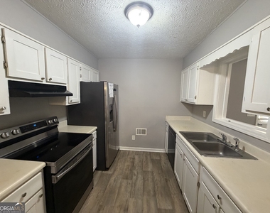 125 S Meadowcliff Circle - Photo Thumbnail 4