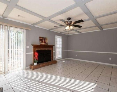 2769 New South Drive - Photo Thumbnail 7