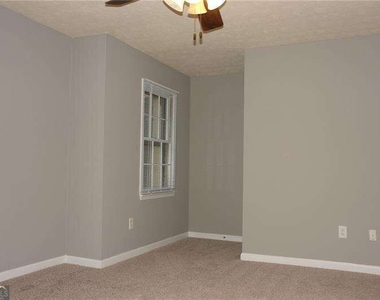 2769 New South Drive - Photo Thumbnail 13