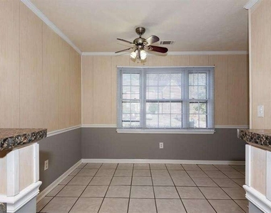 2769 New South Drive - Photo Thumbnail 9