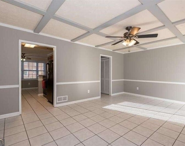 2769 New South Drive - Photo Thumbnail 5