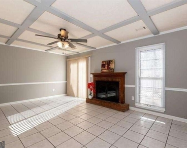 2769 New South Drive - Photo Thumbnail 4