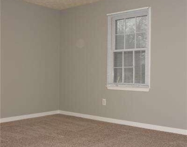 2769 New South Drive - Photo Thumbnail 11