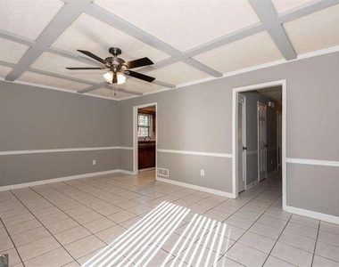 2769 New South Drive - Photo Thumbnail 6